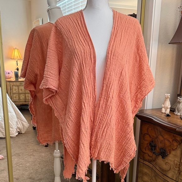 Universal Thread Peach Textured Kimono - Picture 1 of 9